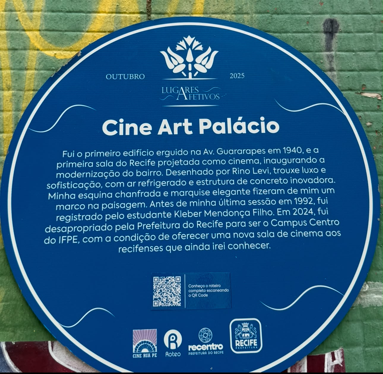 QR Codes connecting urban memory and cinema history
